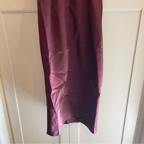 House of CB Burgundy Midi Dress - Picture 5 of 9